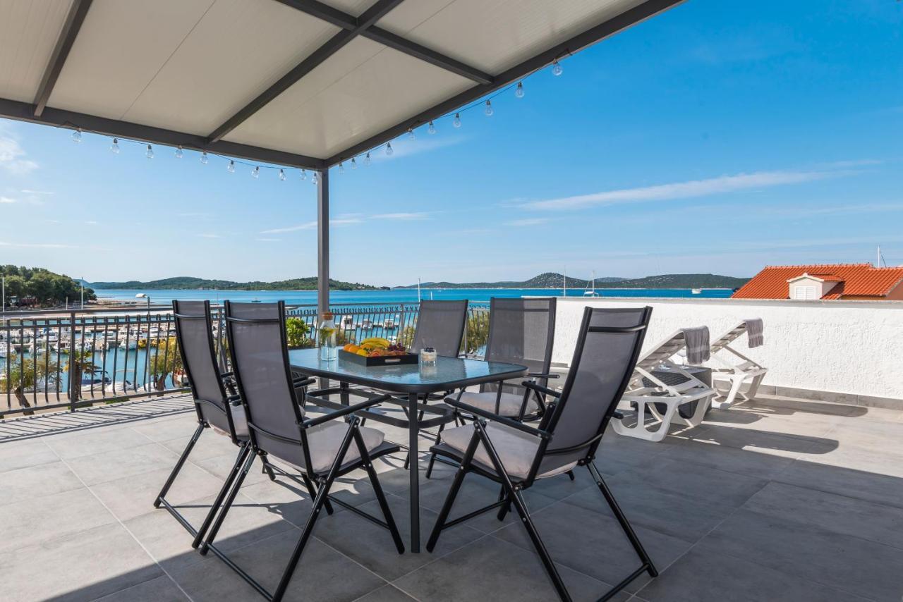 Apartment And Rooms Dalmatiko Βόντιτσε Εξωτερικό φωτογραφία
